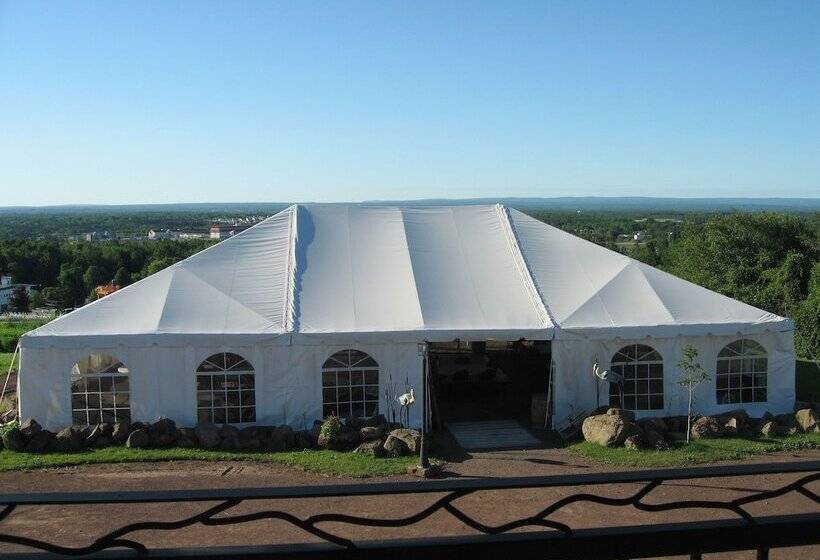 مبيت وإفطار Magnetic Hill Winery