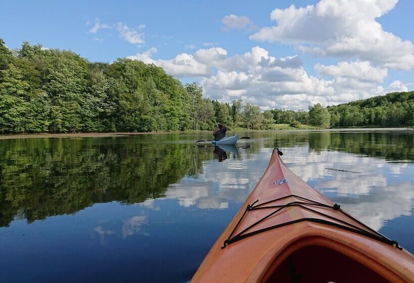 Colborne Bed And Breakfast