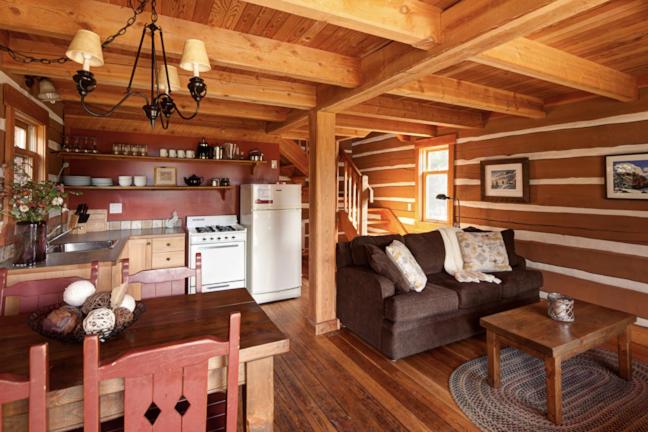 Hotel Nipika Mountain Resort