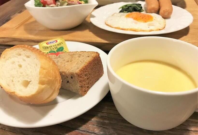 בית מלון כפרי Okus