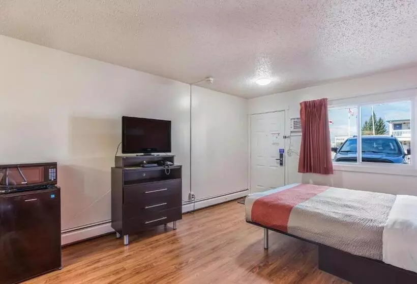 Motel Bo Camrose, Ab