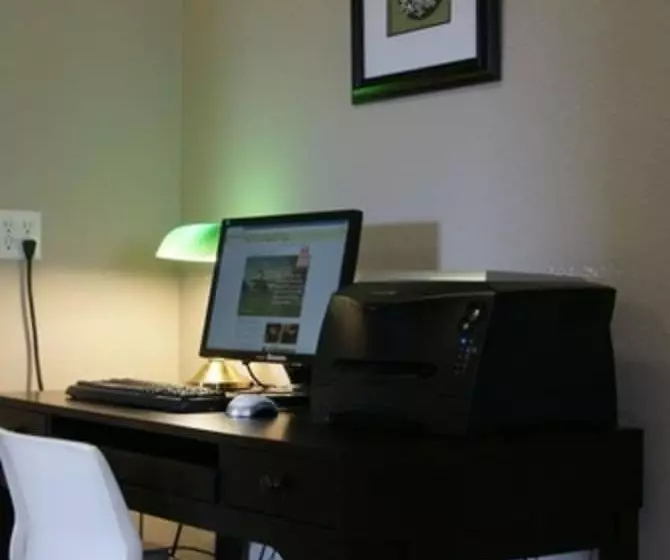 Motelli R&r Inn & Suites
