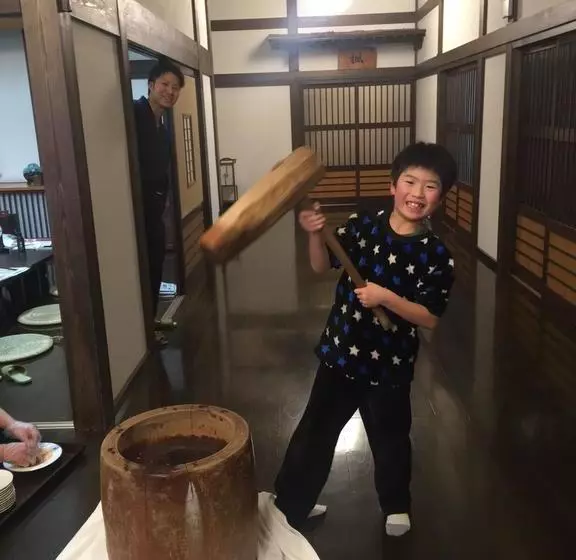 Ryokan Kutsurogian