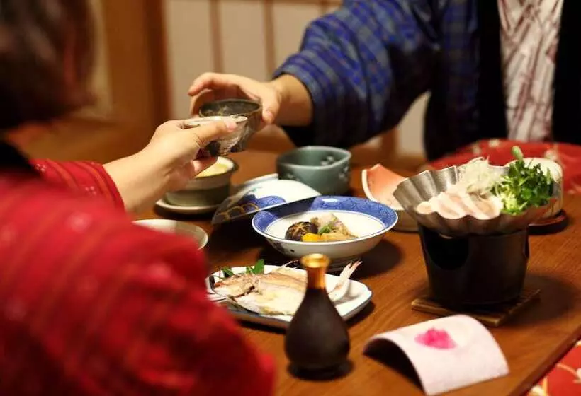 Tsukasaya Ryokan