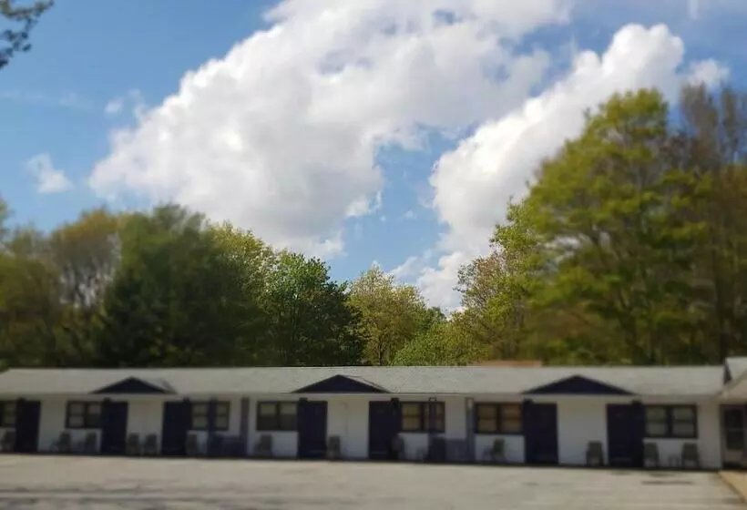 Wildwood Motel
