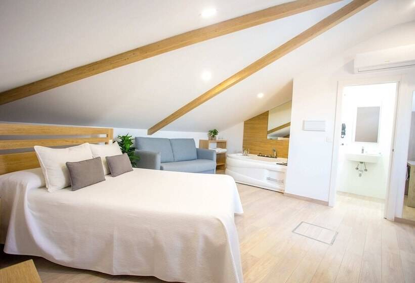 Apartahotel énfasis Group