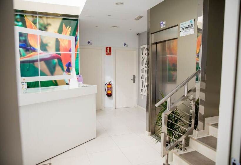 Apartahotel énfasis Group