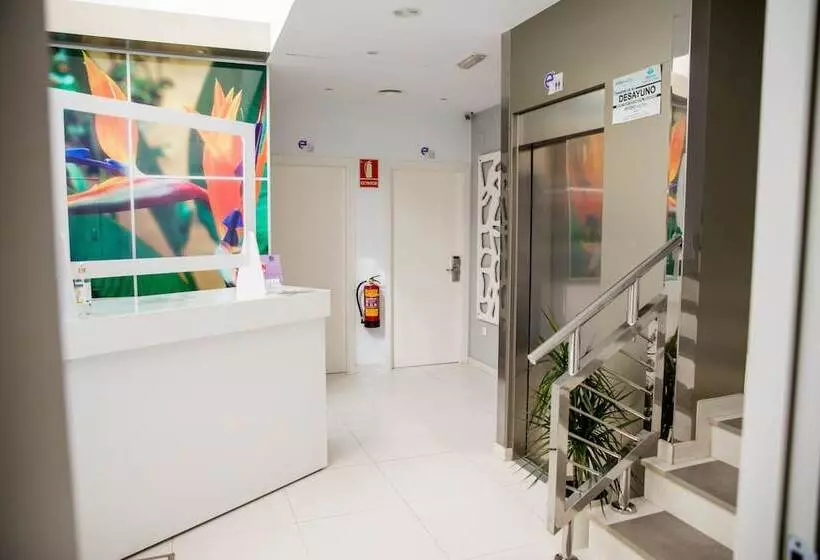Apartahotel énfasis Group