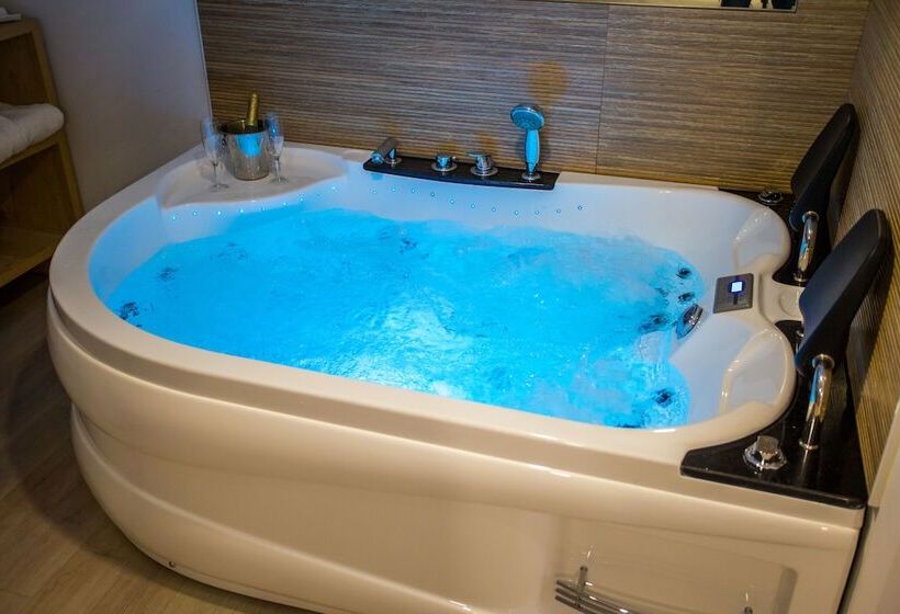 Apartahotel énfasis Group