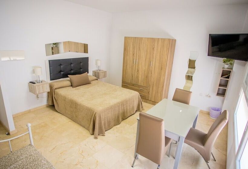 Apartahotel énfasis Group