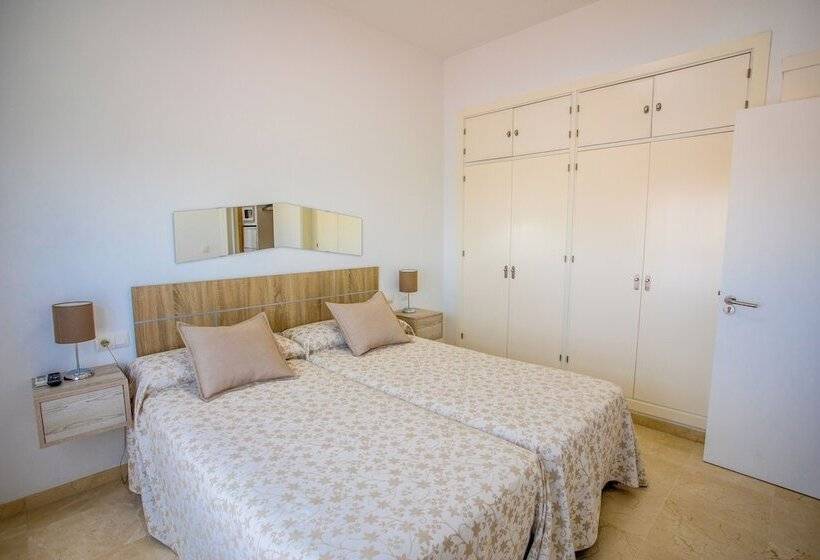 Apartahotel énfasis Group