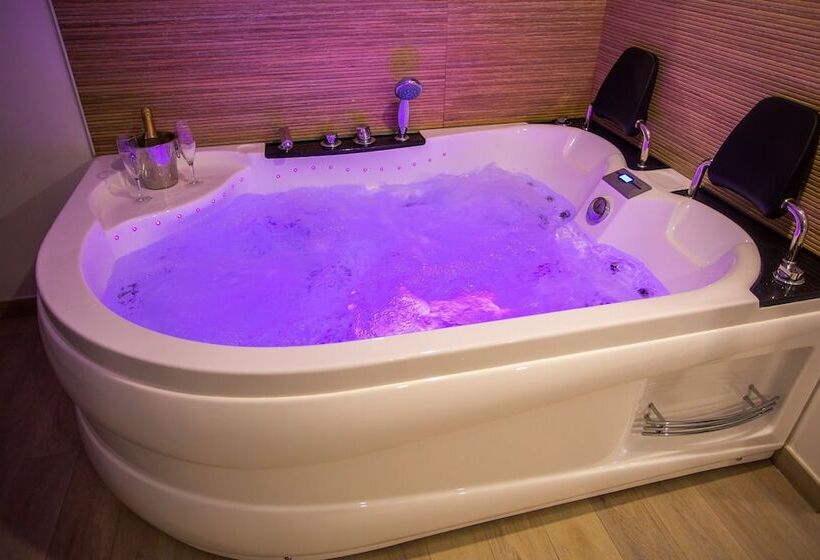 Apartahotel énfasis Group