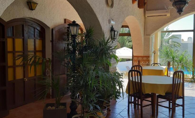 Bed and Breakfast Family Agua Amarga