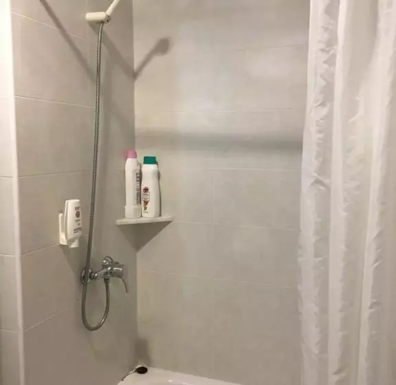 Hotelli Albanta