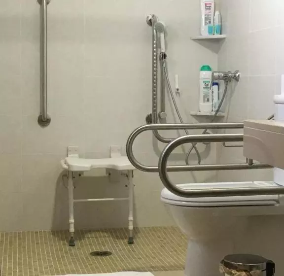 Hotelli Albanta