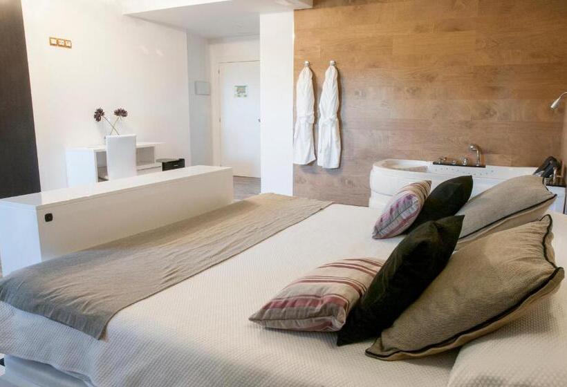 בית מלון כפרי Habitaciones Premium Finca La Casona