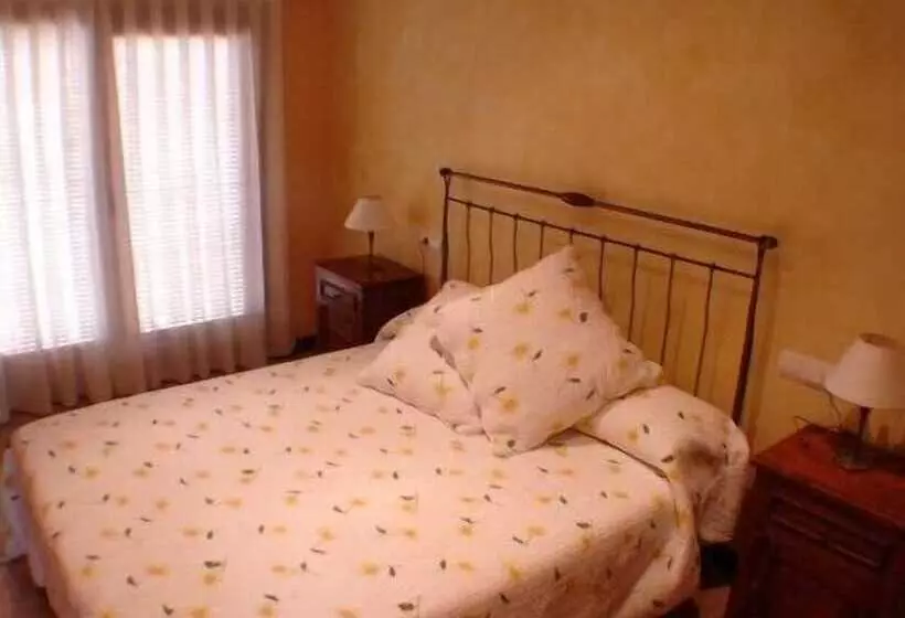 Hotelli Hort De Fortunyo
