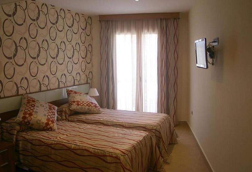 בית מלון כפרי Restaurant Nou Moderno