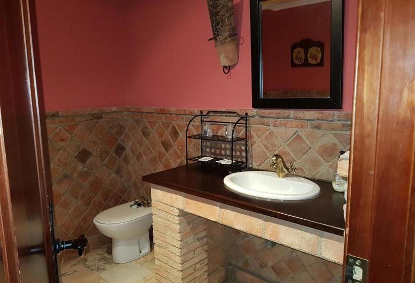 Отель Rey Sancho Iv