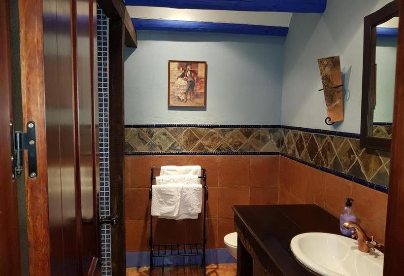 Отель Rey Sancho Iv