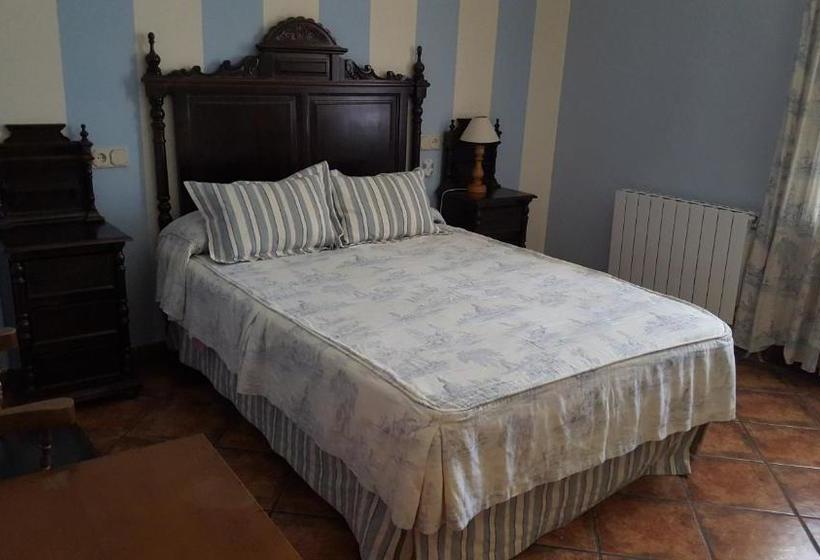 Отель Rey Sancho Iv