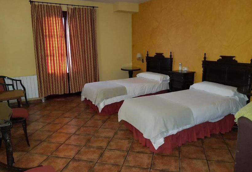 Отель Rey Sancho Iv