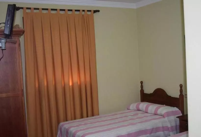 Hotel Río Seco