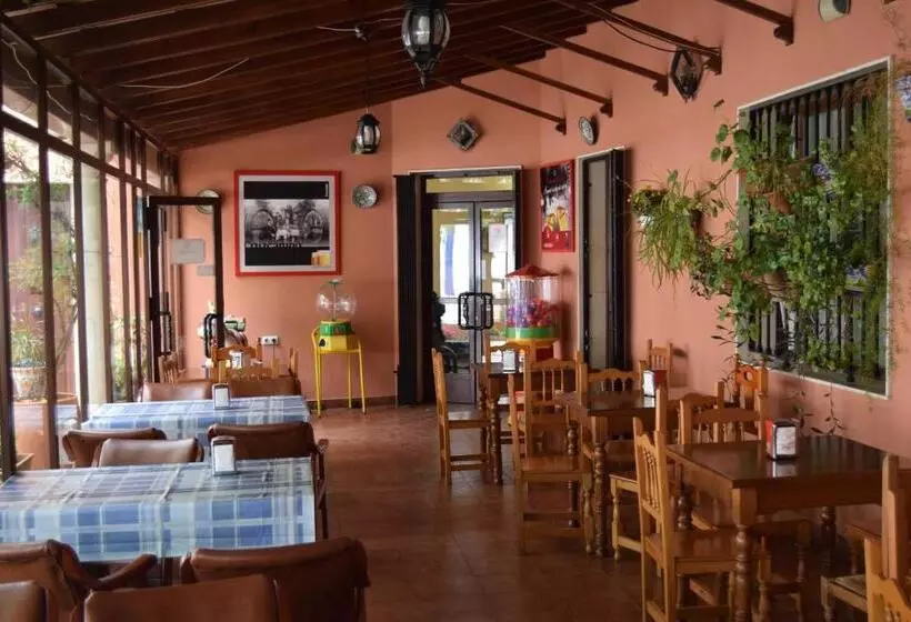 Hotel Río Seco