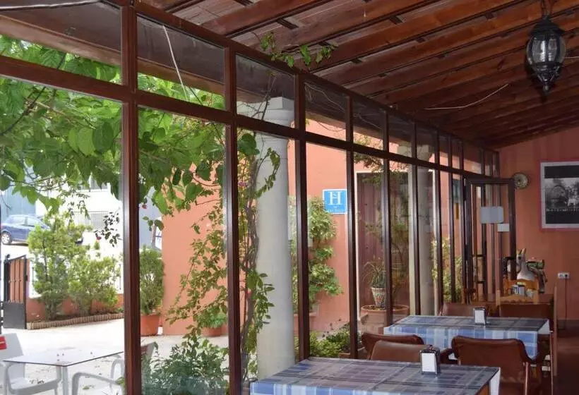 Hotel Río Seco