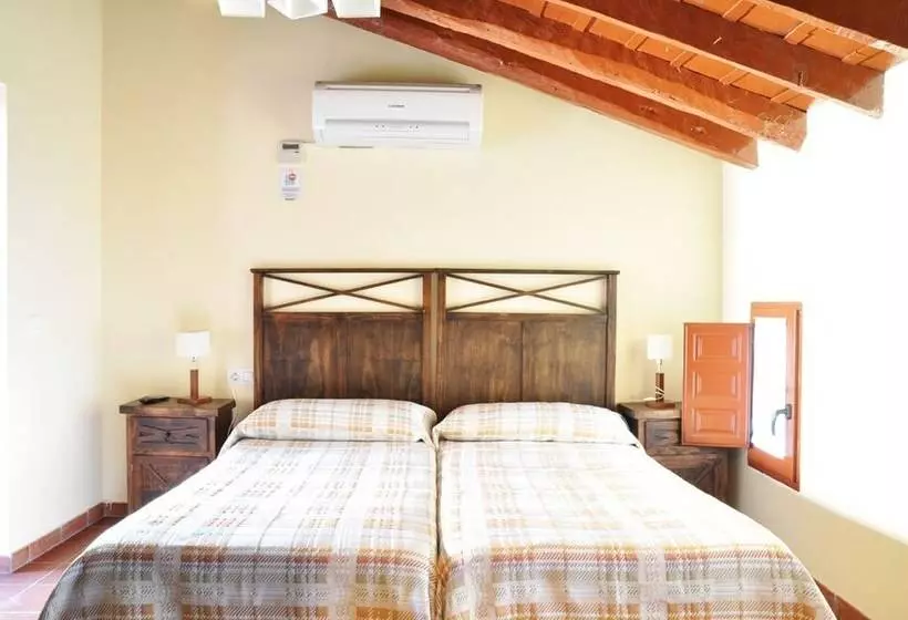 هتل Rural Gran Maestre