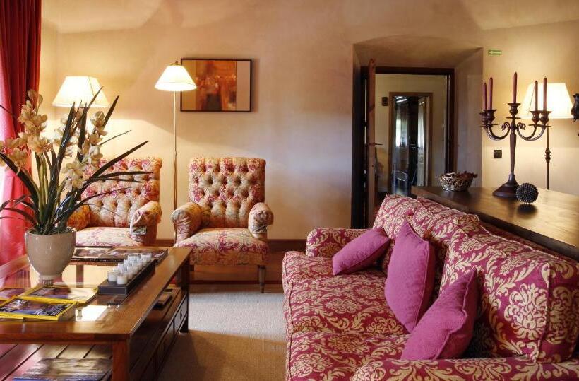 ホテル Rural Palacio De Prelo