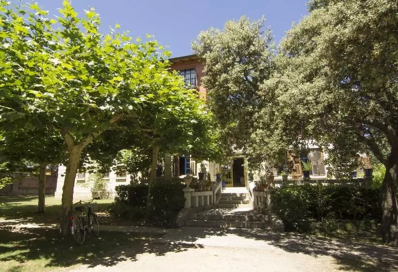 Hotel Sara De Ur