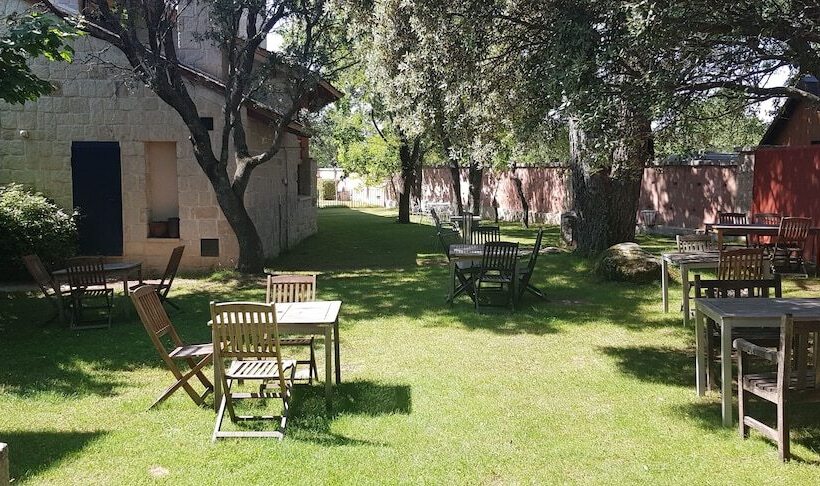 Отель Sara De Ur