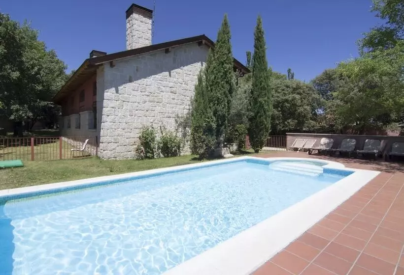 Hotel Sara De Ur