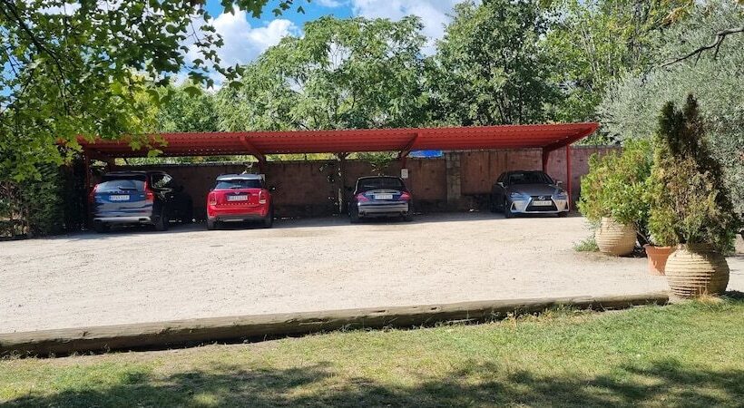 Отель Sara De Ur