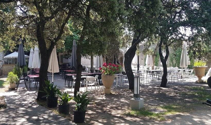 Отель Sara De Ur