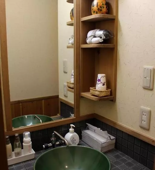 Hotelli Super Hydrogen Rich Spa Yado Kanzan