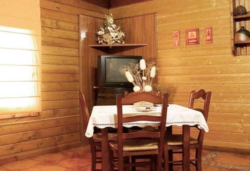 استراحتگاه Casas De Madera Los Molinos