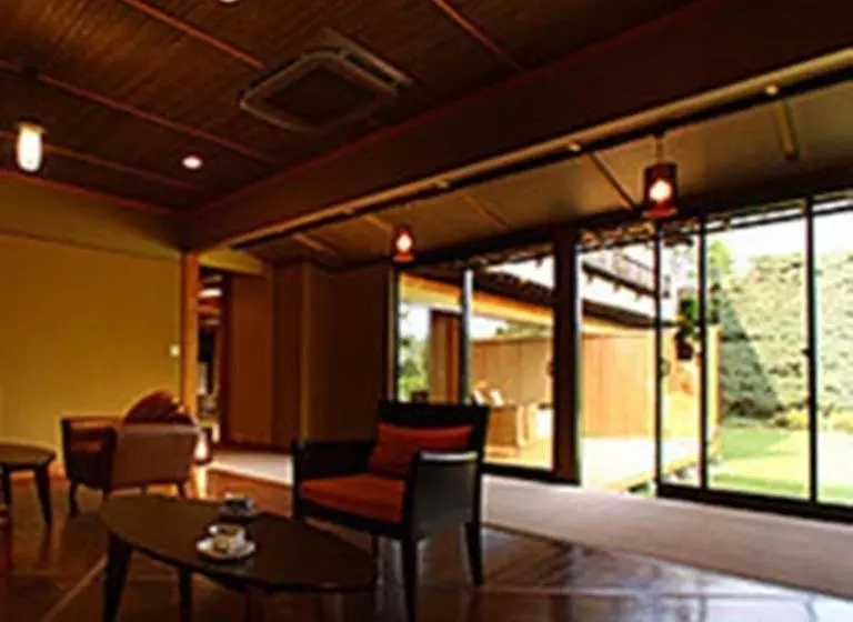 旅館 Wajoen