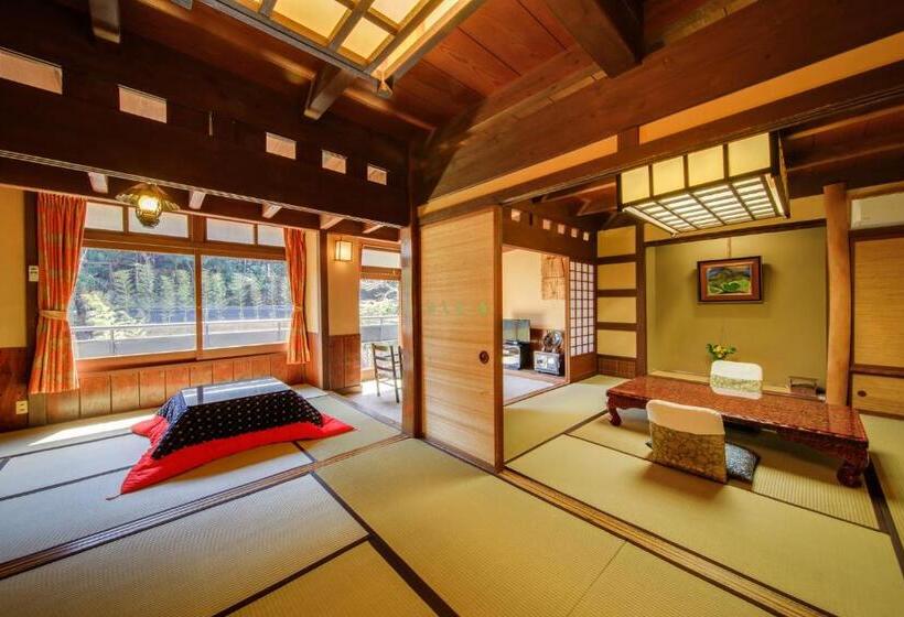 日式旅馆 Shirakabeso