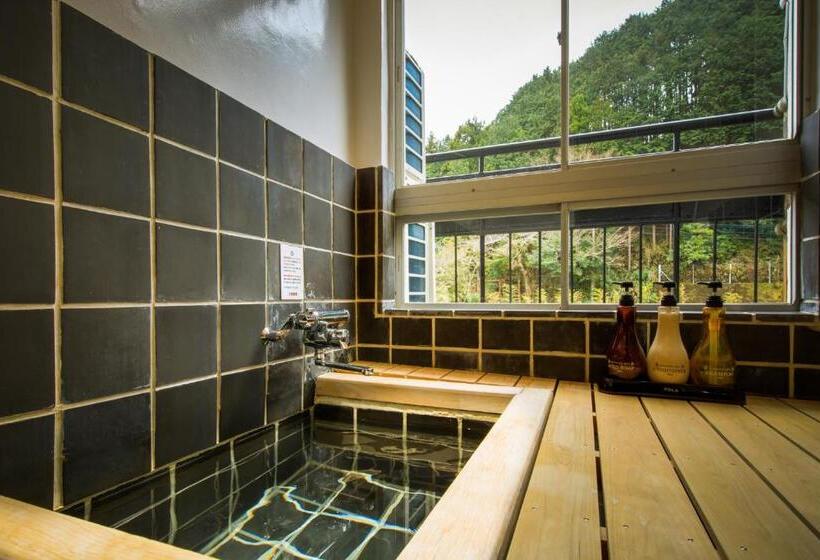 日式旅馆 Shirakabeso