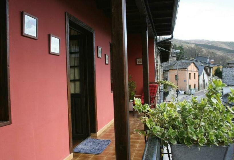 هاستل Camino Y Leyenda