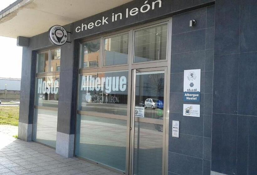 هاستل Check In León