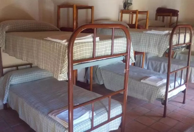 ユースホステル Cortijo Covaroca