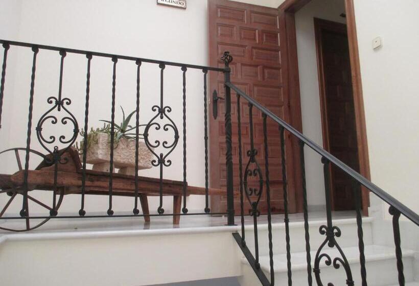 Ostello Hostal Artiga