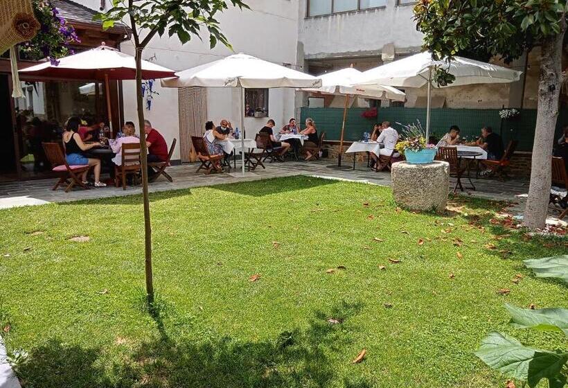 Albergue La Medina De Camponaraya