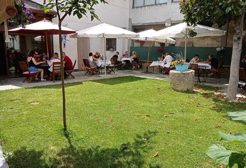 Albergue La Medina De Camponaraya