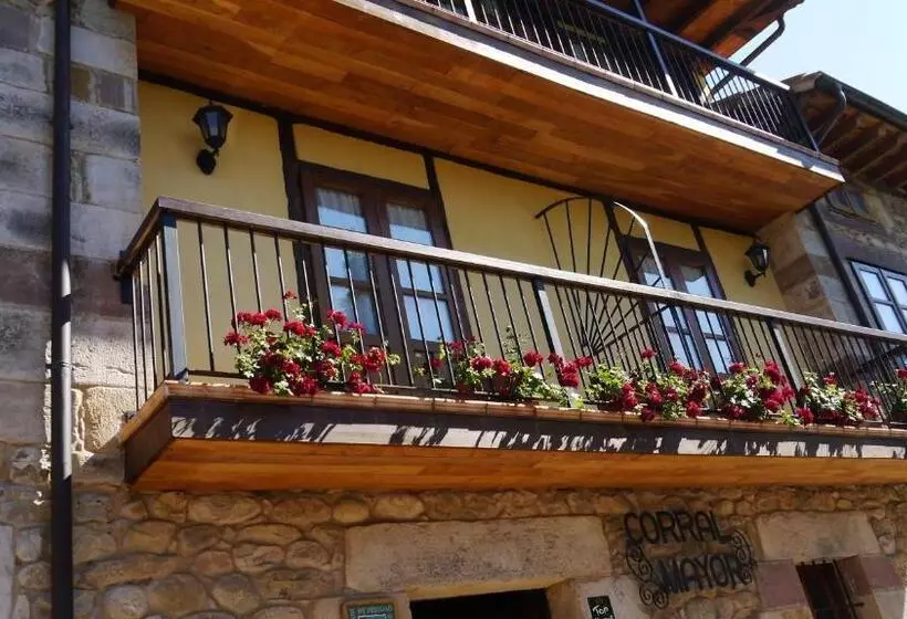 Retkeilymaja Posada Corral Mayor