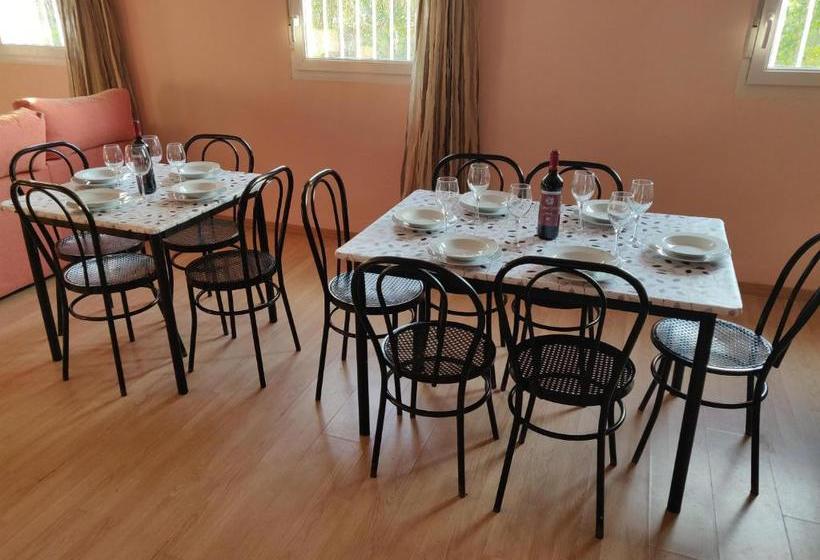 הוסטל Residencial El Cuartel