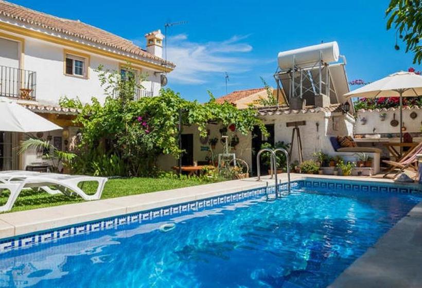 민박 At Home In Malaga Stay & Solo Travellers